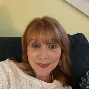 Meet your Posher, Pamela